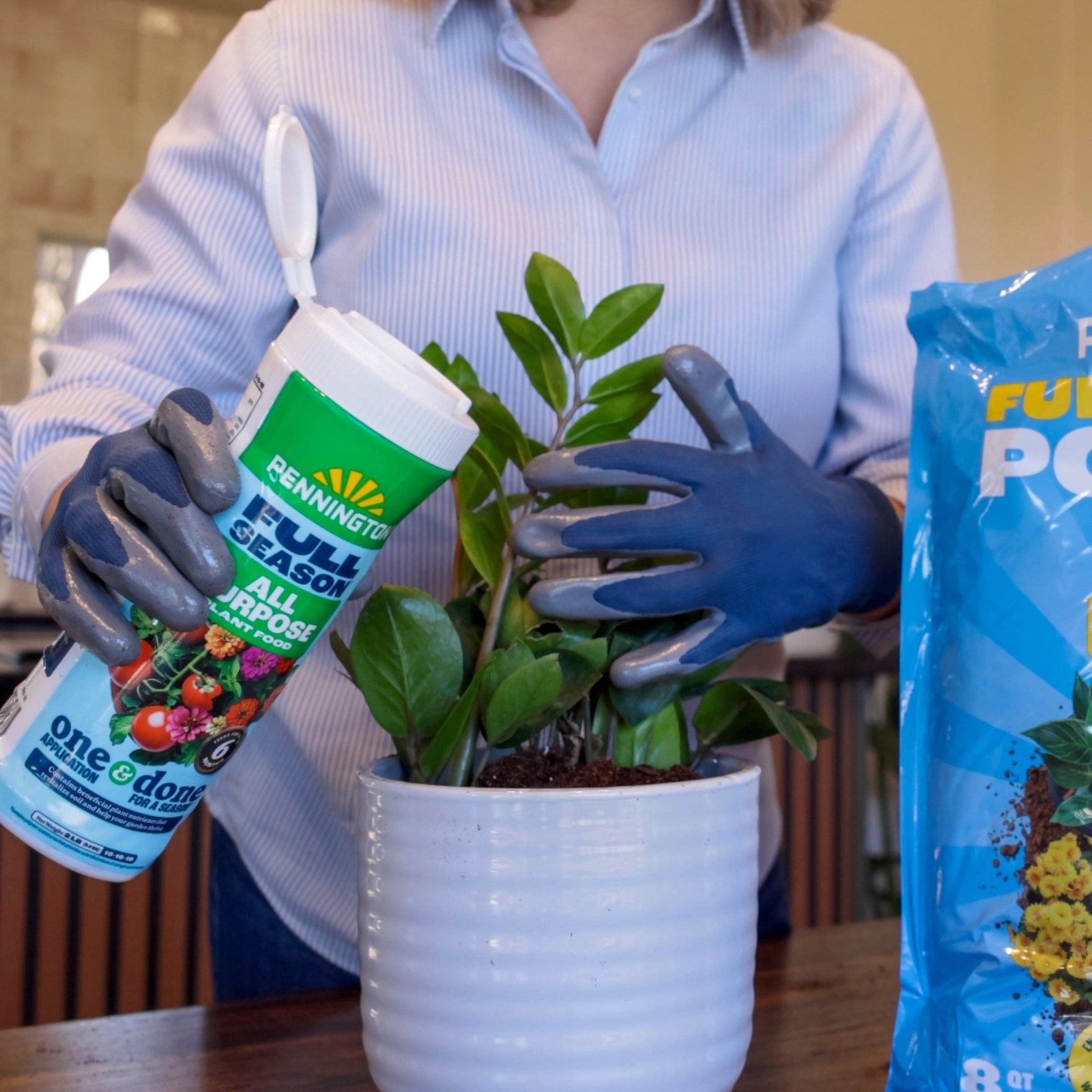 Full Season All Purpose Plant Food, 10-10-10 Fertilizer, 2lb.