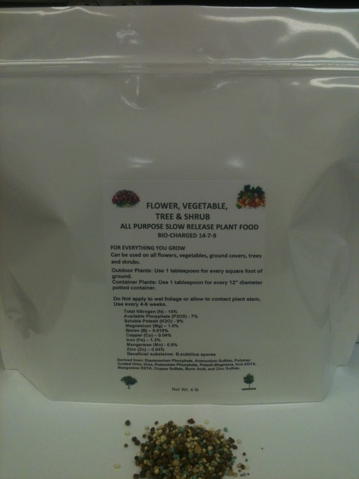 FERTILIZER FLOWER, VEGETABLE & TREE 14-7-9 BIO-CHARGED Slow Release 6 LB BAG