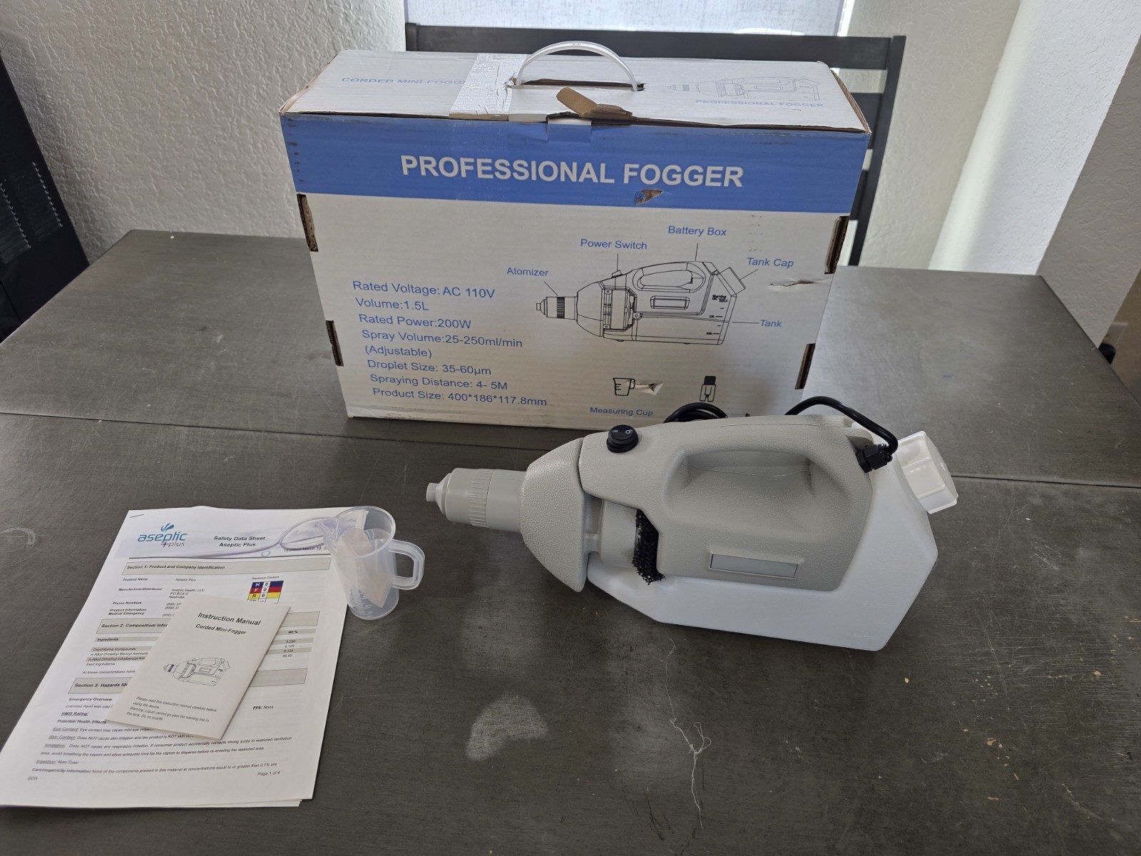 Corded Mini Disinfectant Fogger, Sprayer and Mister with 1.5 L Tank 200W NEW
