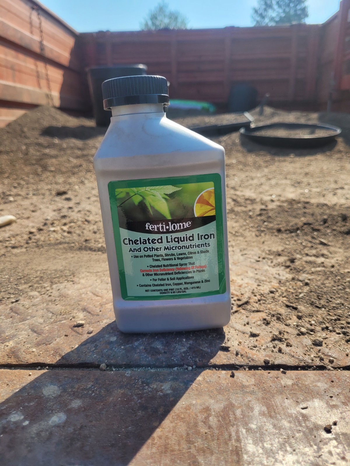 Ferti-lome Chelated Liquid Iron And Other Micro Nutrients