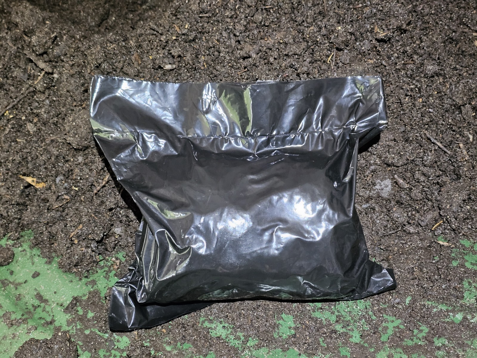 5 LBS. RAW Unscreened Vermicompost, Biologically Active Soil Amendment