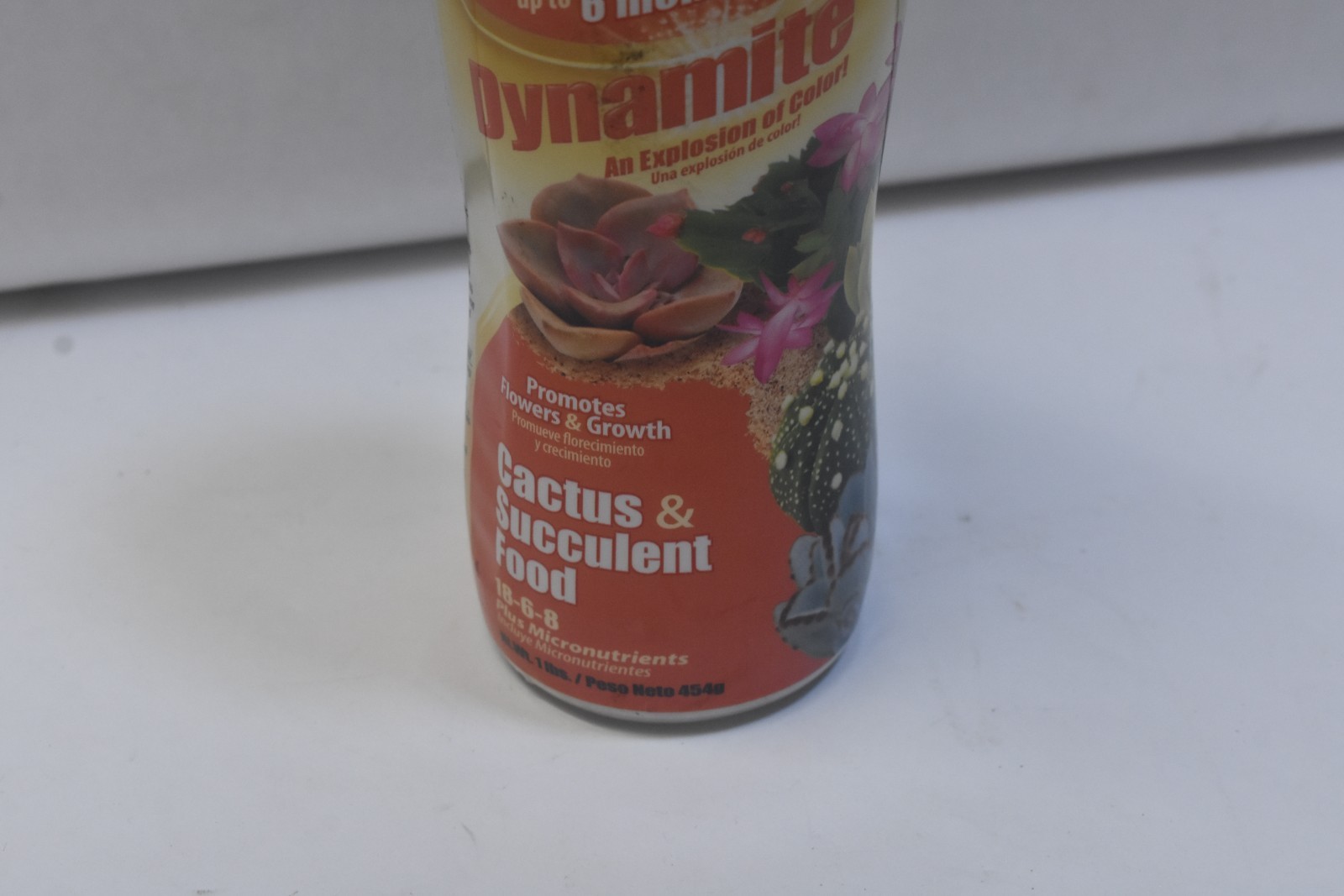 Sun Bulb Dynamite Cactus & Succulent Food 18-6-8 Feeds For 6 Months 1 lbs