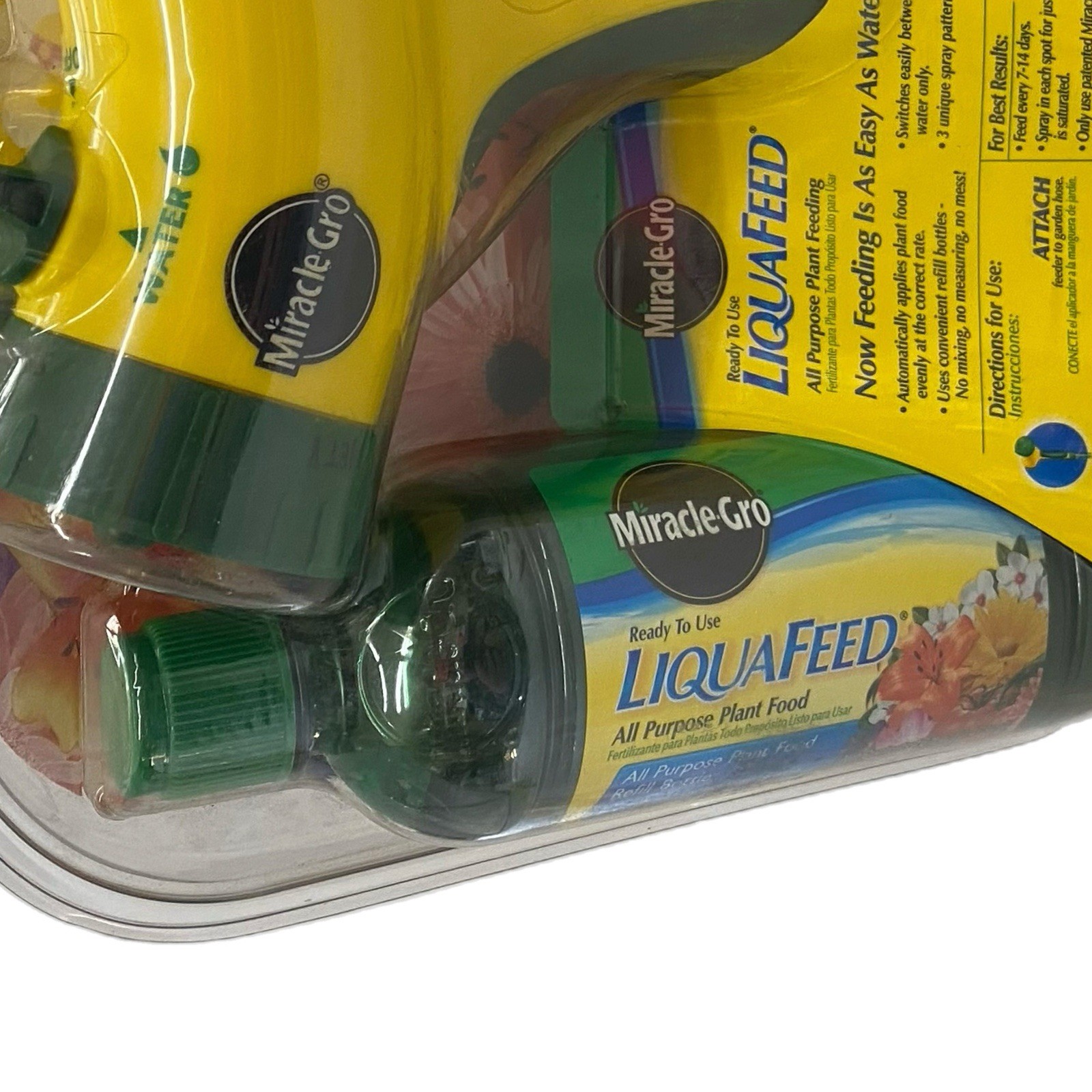 Miracle-Gro LiquaFeed Starter Kit W/ Garden Feeder & (2) 16 oz. Refill Bottles