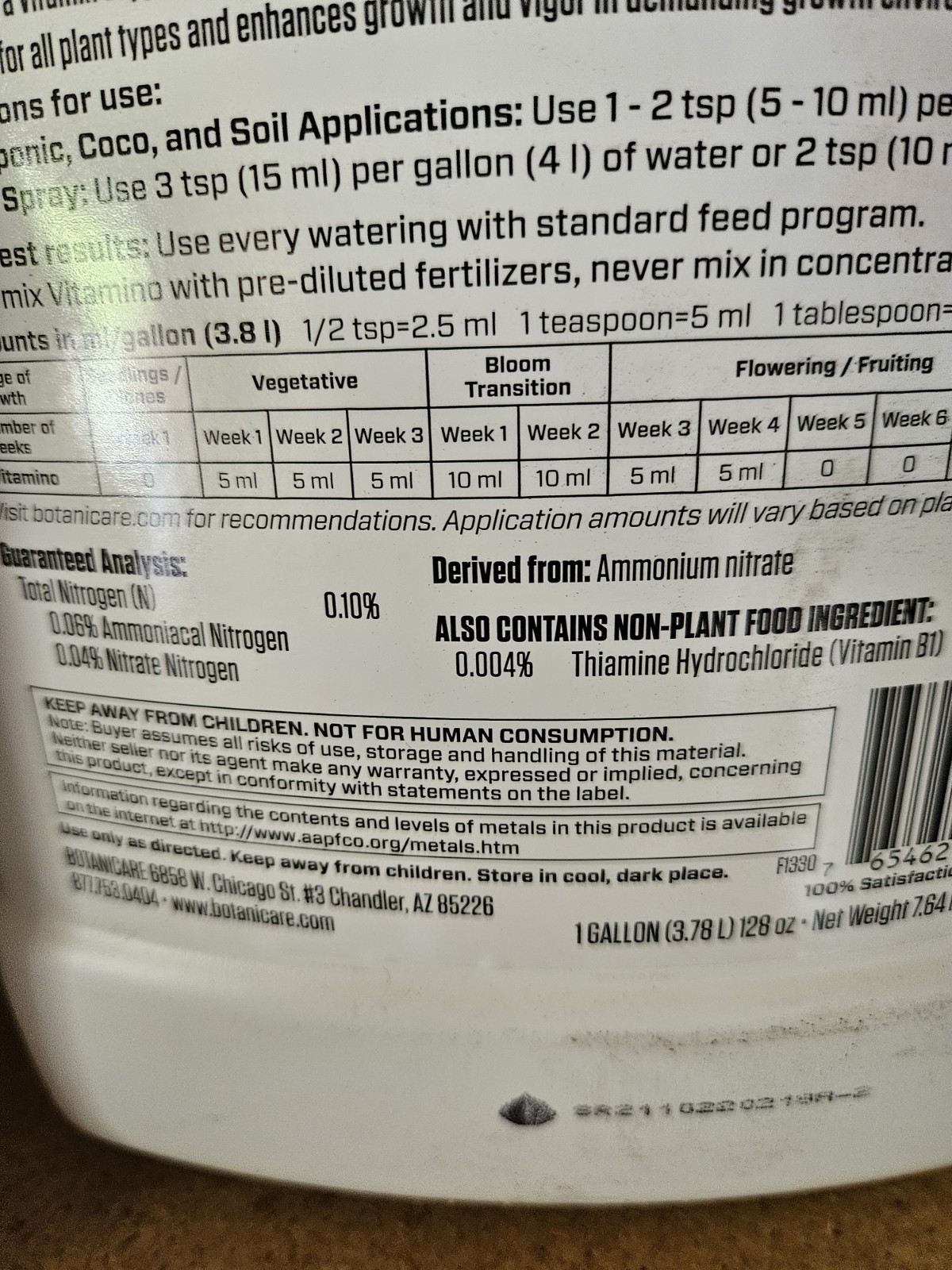 Botanicare Vitamino Plant Vitamin Supplement, 1 Gallon Organic Gardening