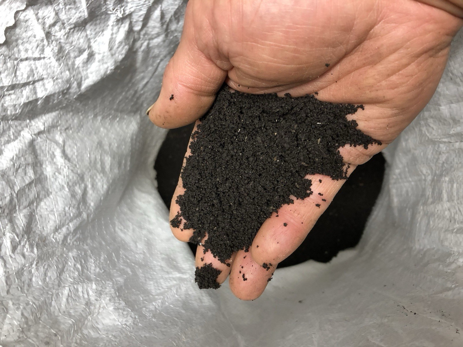3 lb Worm Casting-Macy Ranch Farms-Clean Organic Soil Builder For Gardens/Plants