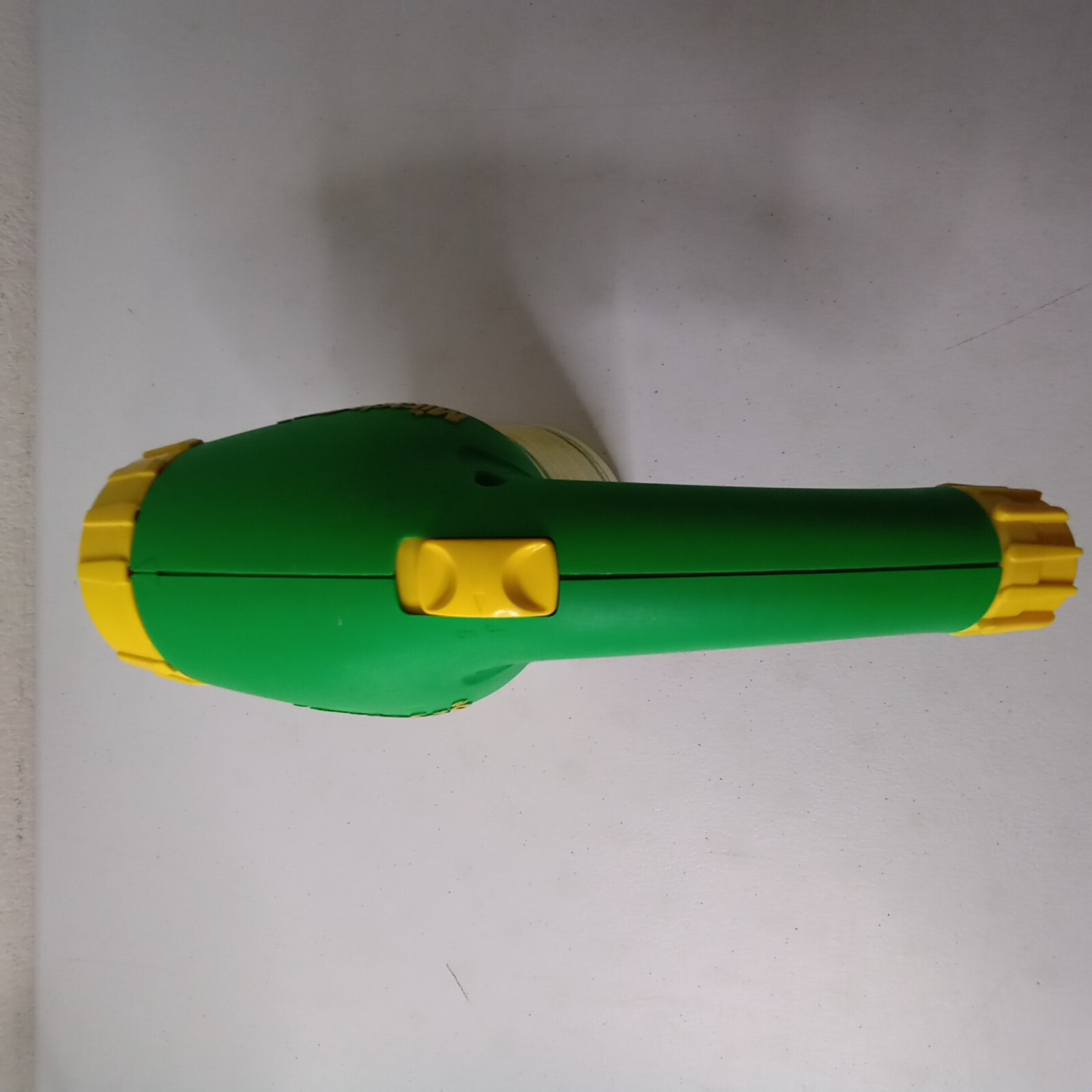 Miracle Gro Garden Feeder Connect to Hose End Sprayer 3 Spray Patterns