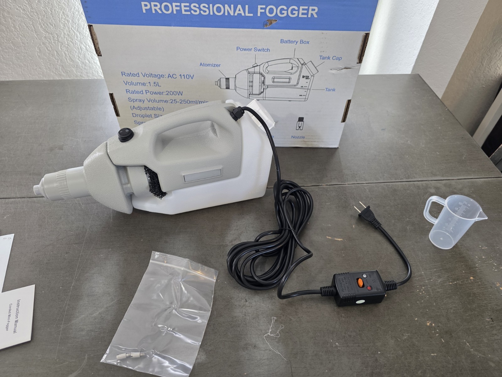 Corded Mini Disinfectant Fogger, Sprayer and Mister with 1.5 L Tank 200W NEW