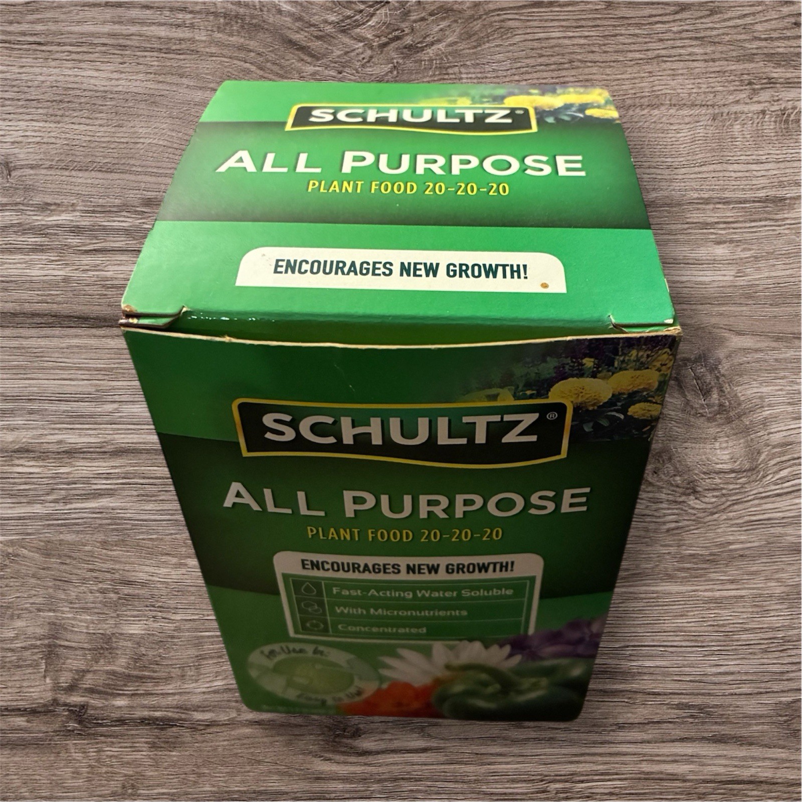 Schultz All Purpose Plant Food 20-20-20 Fast Acting Water Soluble 1-1/2 lb..