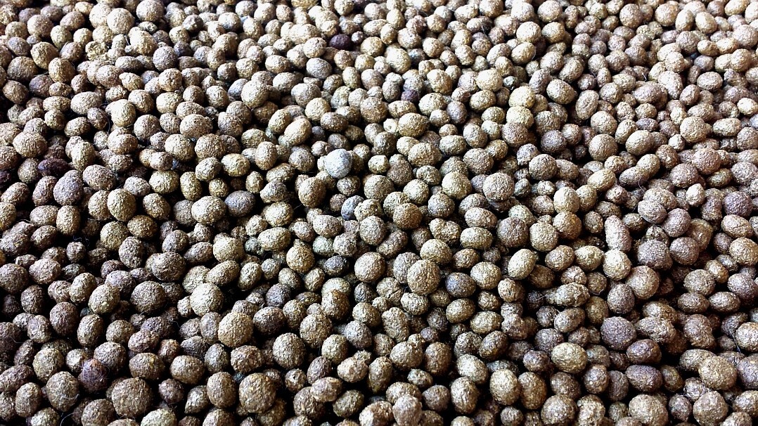 Dried Rabbit Manure Droppings Fertilizer Natural Organic – 3 pound paper bag