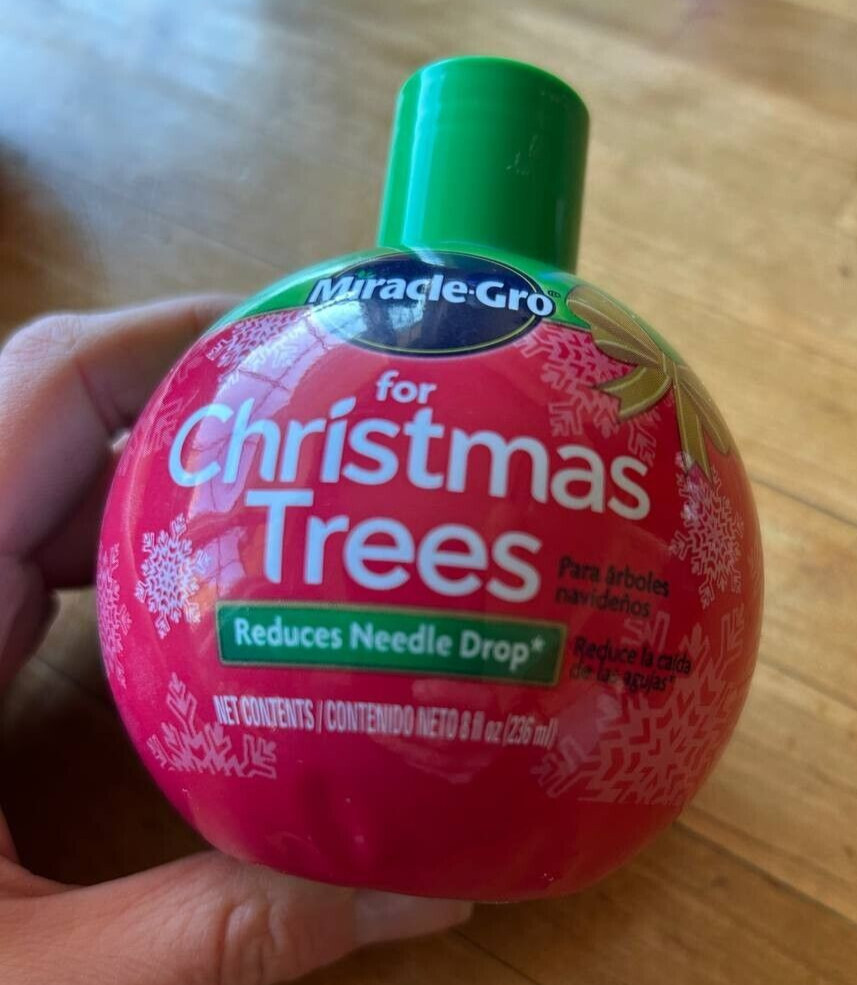 Miracle-Gro Organic Christmas Tree Food 8 oz. Pack of 2