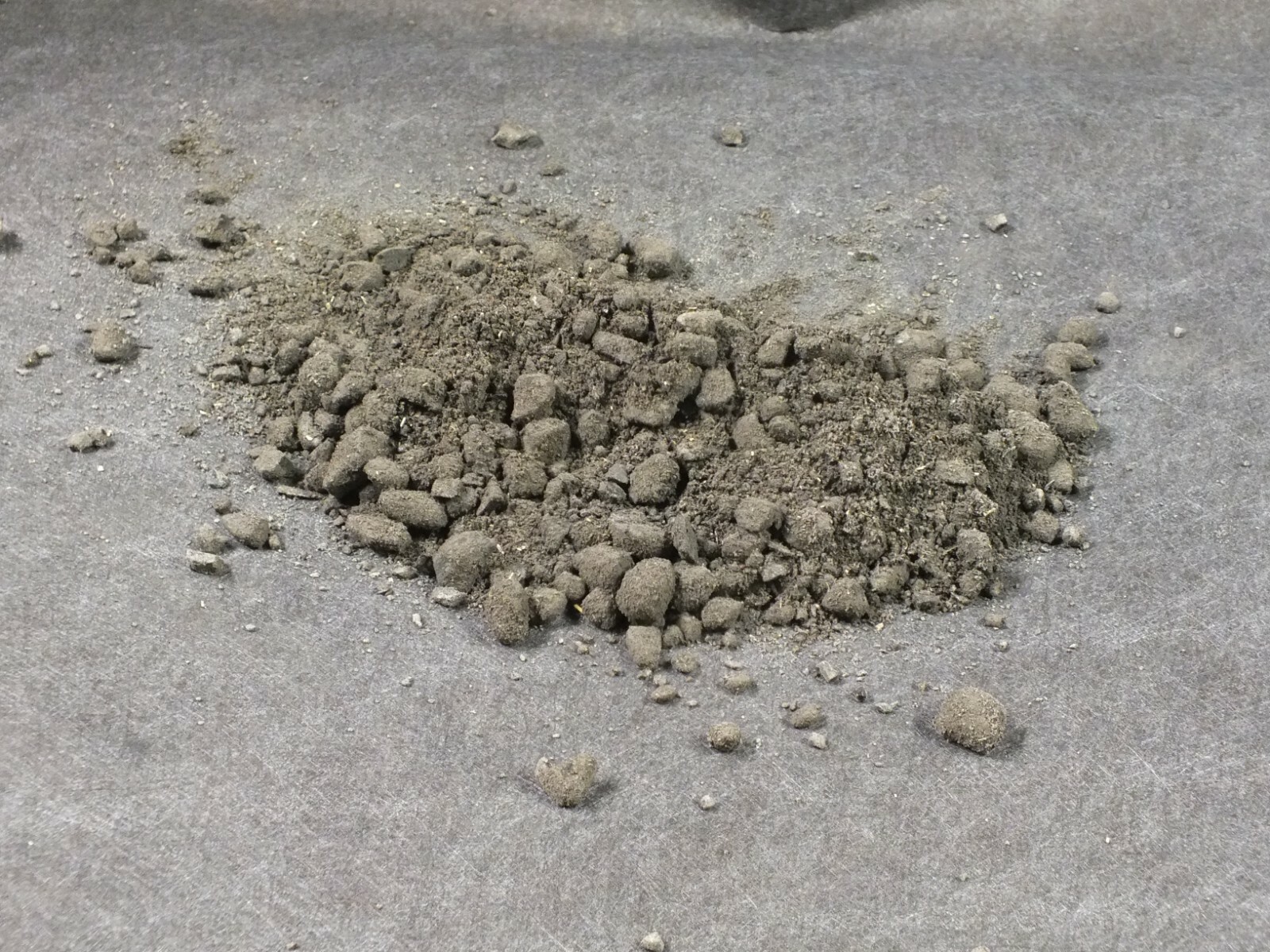 Biochar’s Complete Rock Dust Blend 2 or 5 Lbs. Bio-Char Soil Enhancer