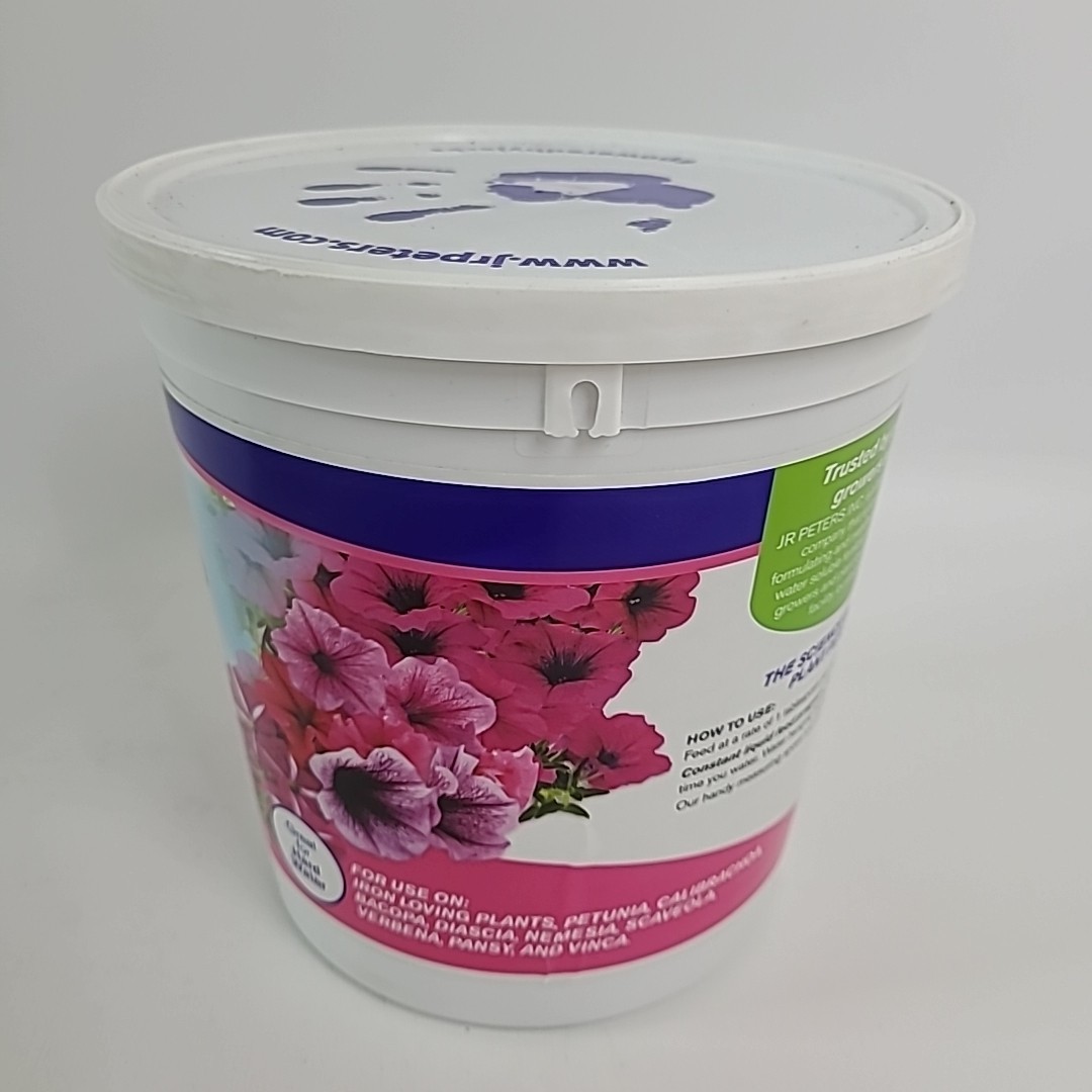 Jack’s Classic 20-6-22 Petunia FeED Water-Soluble Fertilizer, 4lbs