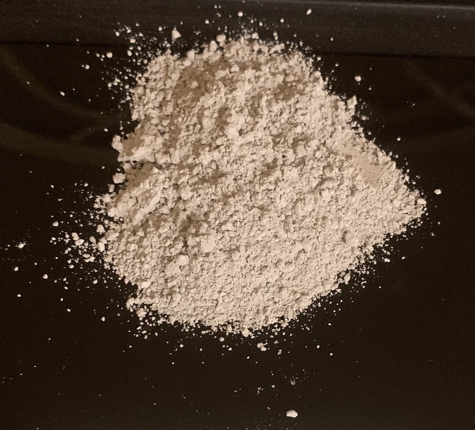 Organic Bone Ash, Calcium Phosphate.Screened 450 Mesh Great For Roses and Garden