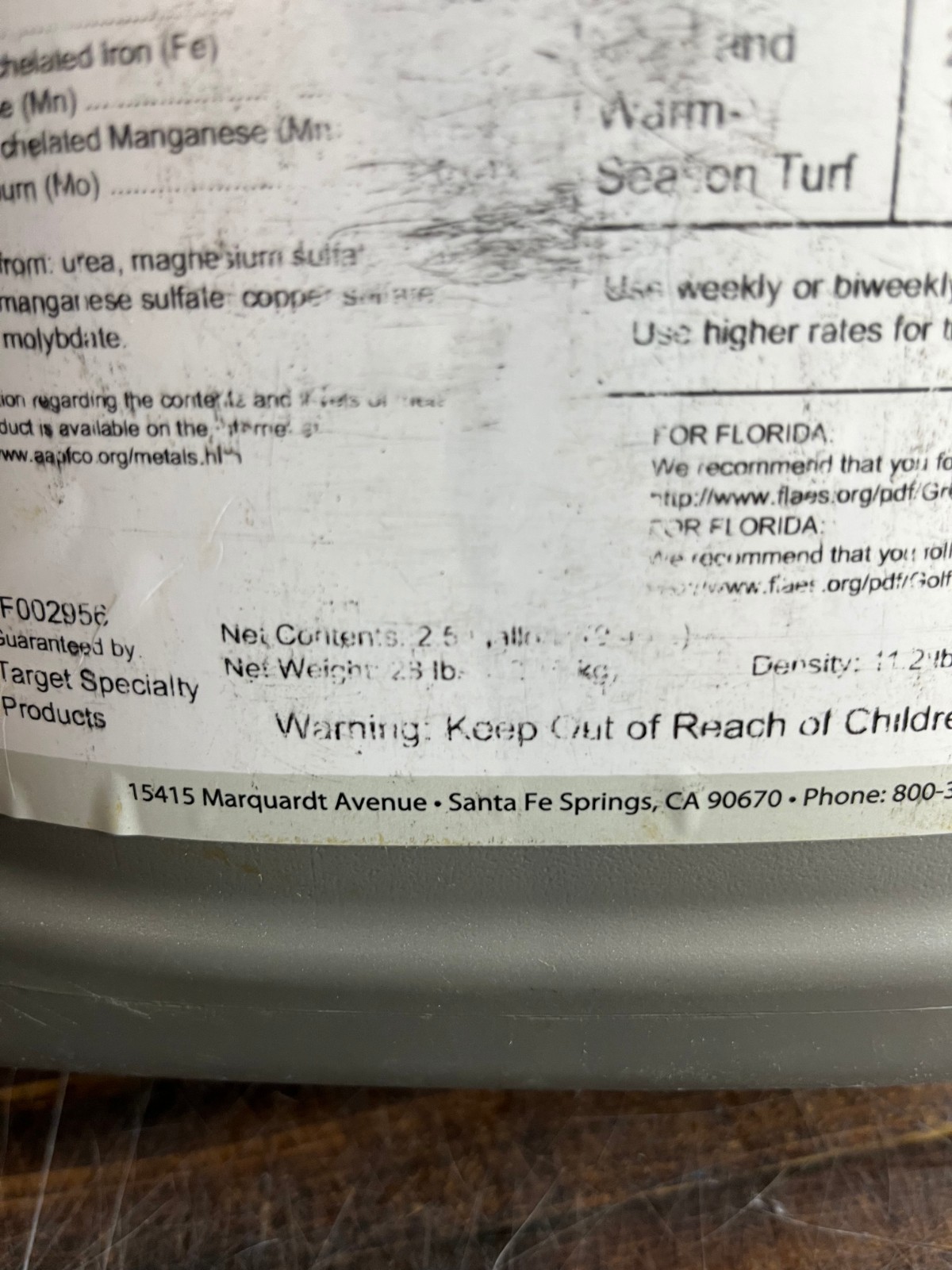 Turf 12-0-0 Photo Fuel with Micros Nitrogen Micronutrient Fertilizer 2.5 Gallon