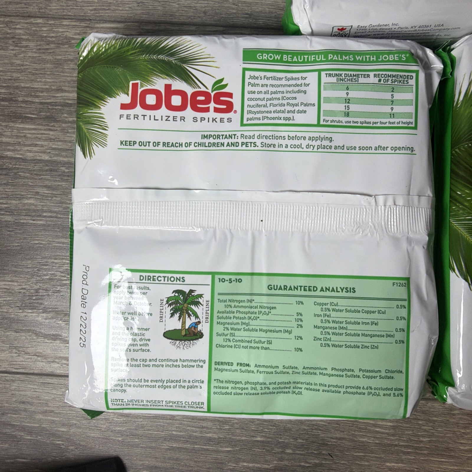 Jobe’s Palm Fertilizer Spikes, Fertilizer for Palm Trees – 3 Packs Of 5 Spikes