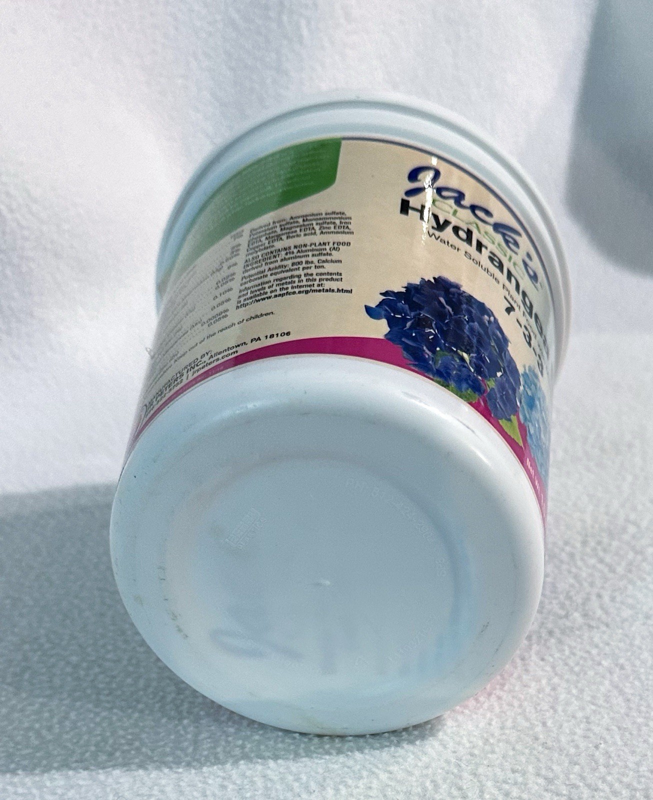 Jack’s Classic 7-3-3 Hydrangea Blue Water-Soluble Fertilizer 1.5 Lbs Plant Food