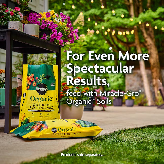 Miracle-Gro Organic 32-fl oz 1.4-Natural Liquid All-purpose Food (OMRI Listed)