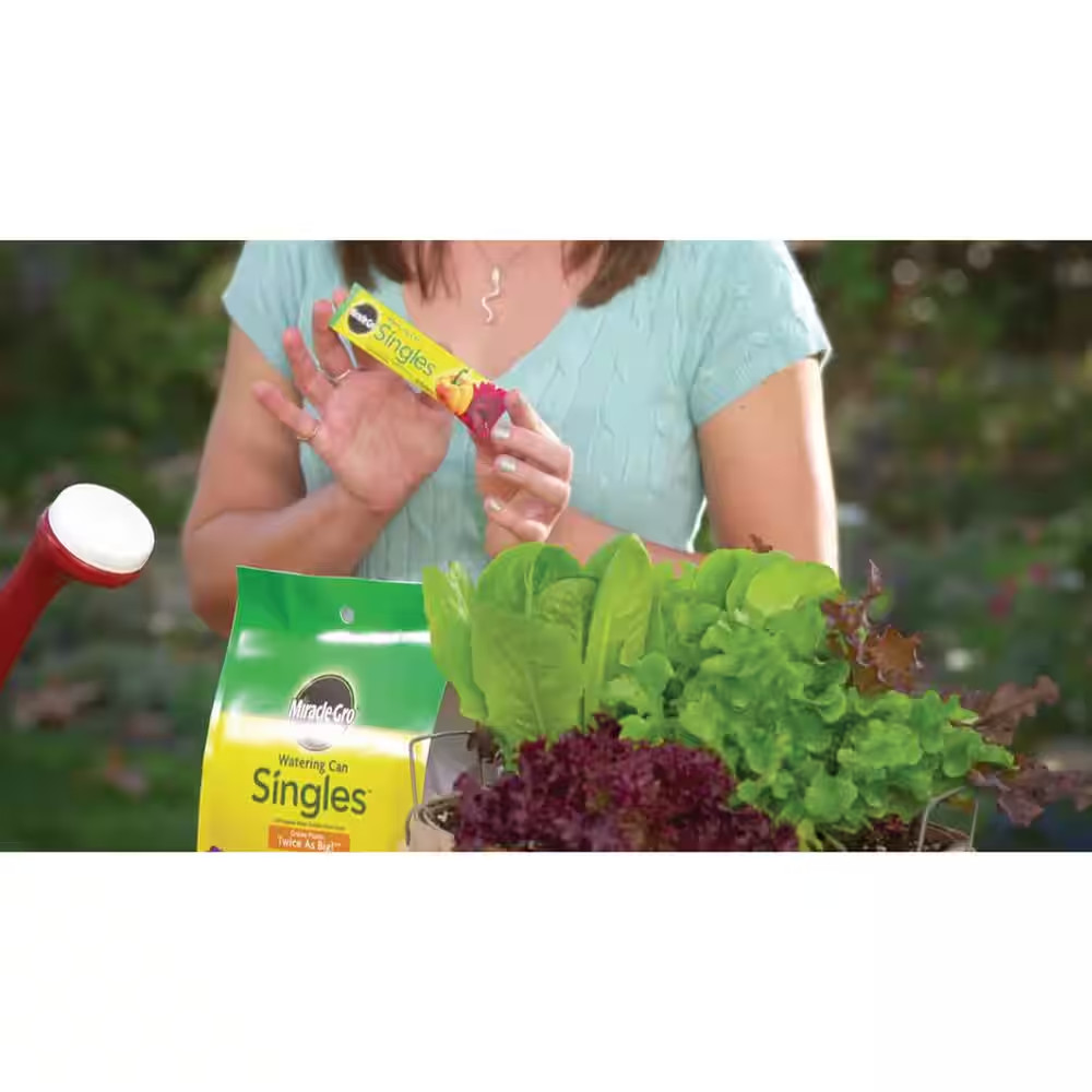 Watering Can Singles All Purpose Water Soluble Plant Food, 0.64 Lbs.,For Flowers