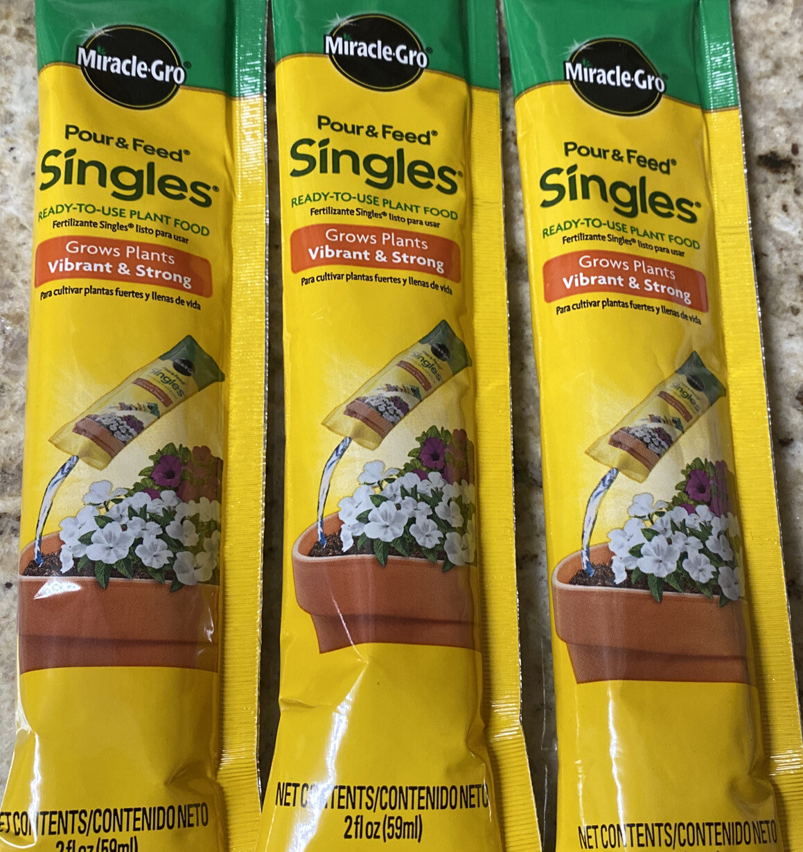 3pk Miracle-Gro Pour & Feed Singles Liquid Plant Food for Potted Plants 2 oz