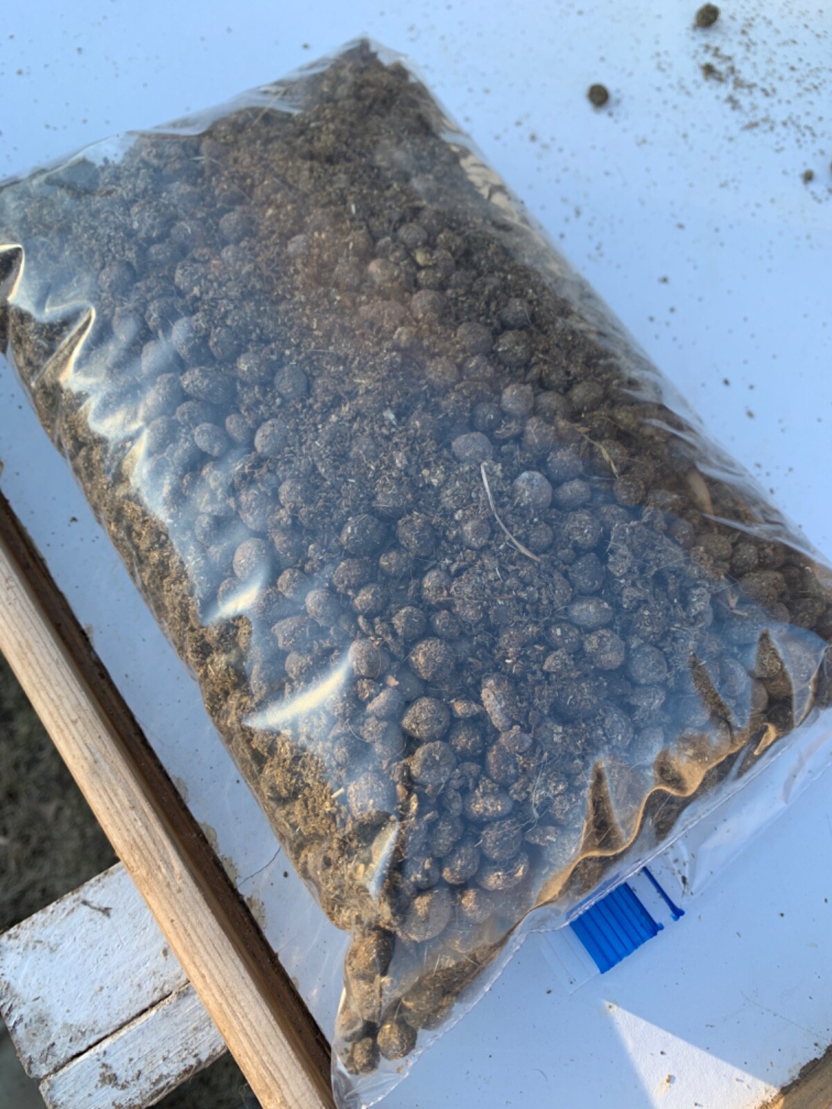Organic Rabbit Manure Fertilizer – 3lbs. – Supports the Happy Rabbit Sanctuary